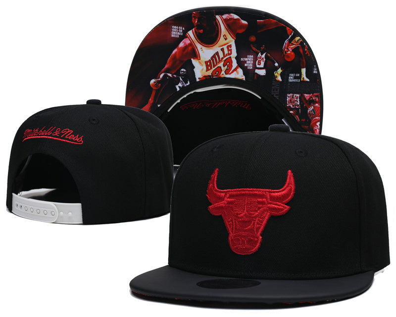 Chicago Bulls Black/Red Edition Commemorative Michael Jordan - Snapback