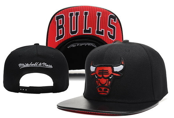 Chicago Bulls Black/Red Snapback