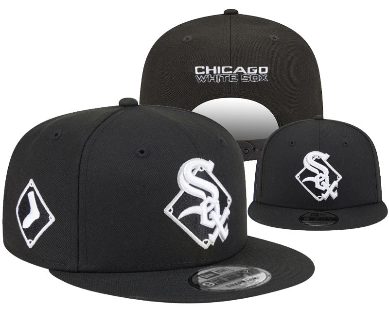 Chicago White Sox Black/White 9FIFTY Snapback