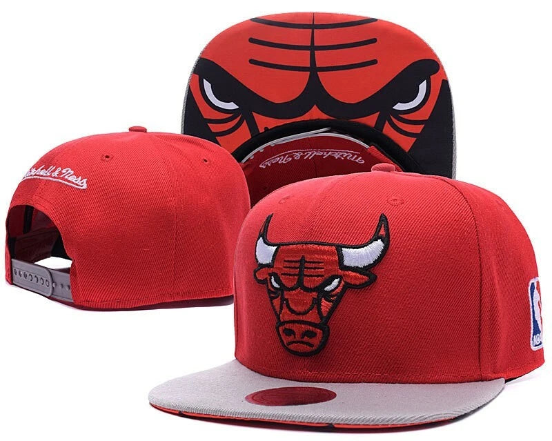 Chicago Bulls Mitchell & Ness NBA Snapback Flat Cap